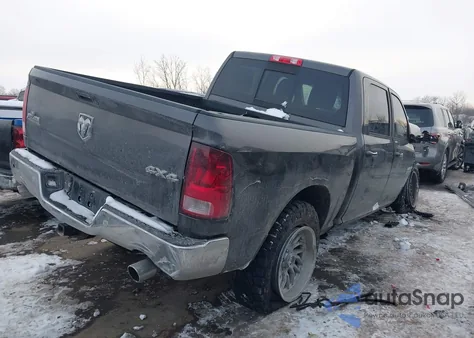 2017 Ram 1500 Big Horn 4X4 5'7 Box z USA, uszkodzony, nr VIN 3C6RR7LT5HG704978